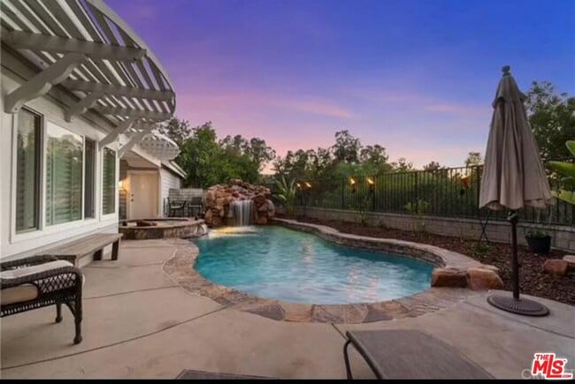 Building Photo - 26068 Charonne Ct