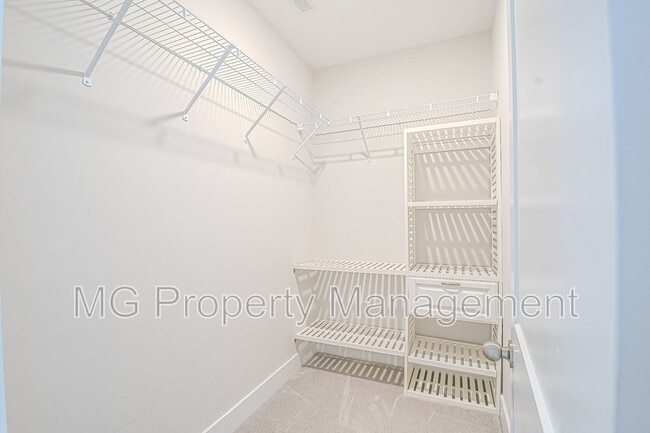 Building Photo - 4714 Blanchard Wy