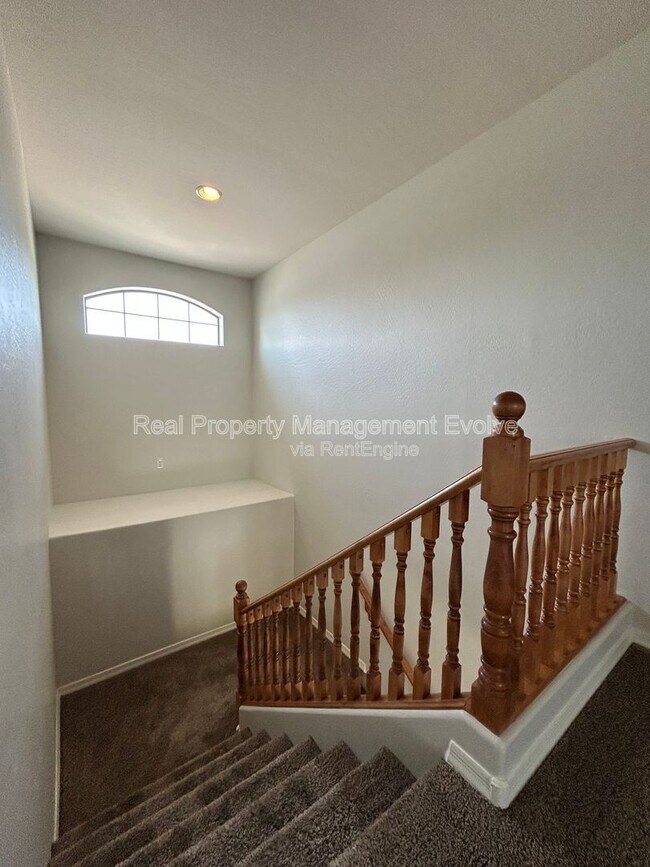 Building Photo - 9707 S 45th Ave