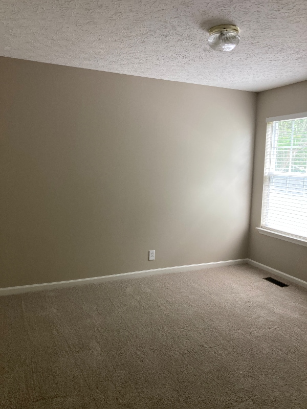 Building Photo - 3140 Langley Dr