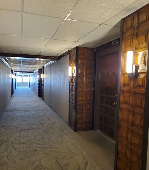 Building Photo - 10535 Wilshire Blvd