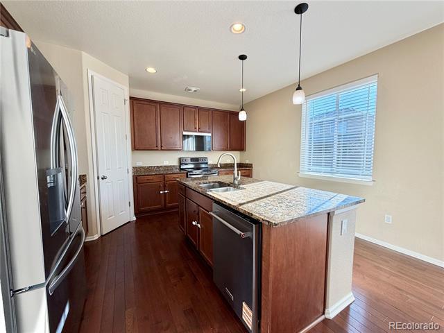 Building Photo - 25562 E 5th Pl