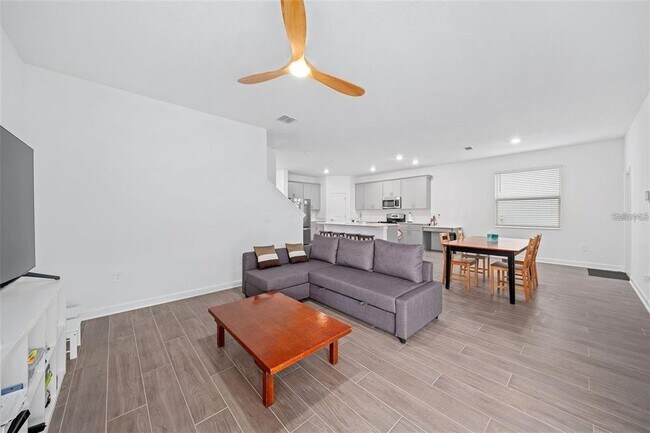 Building Photo - 9715 Introduction Wy