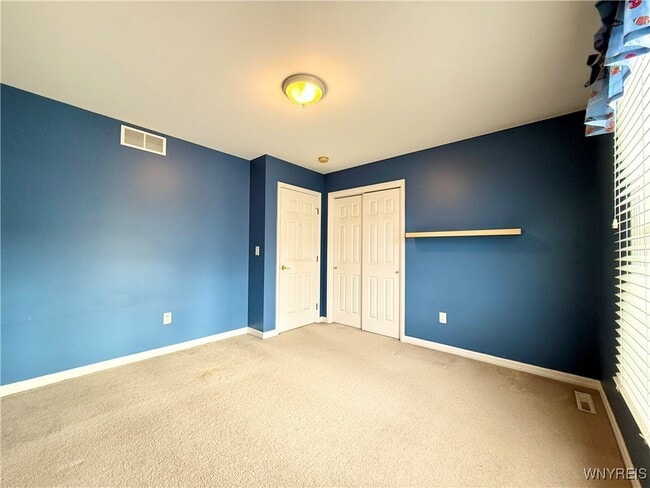 Building Photo - 175 Crown Royal Dr