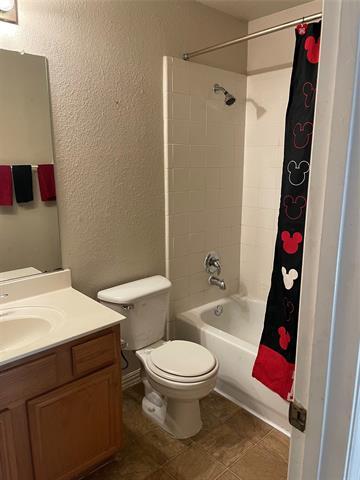 Building Photo - 5904 Pinyon Dr