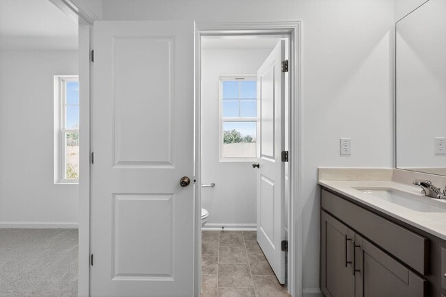 Building Photo - 88 Blossom Fld Wy