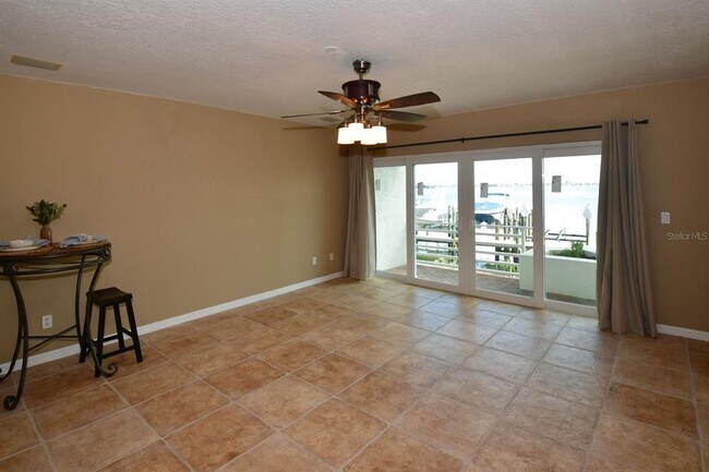 Building Photo - 4667 Mirabella Ct