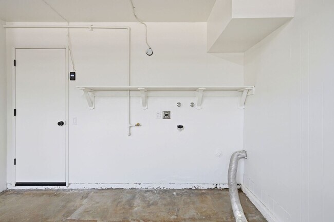 Building Photo - 19022 Summerfield Ln