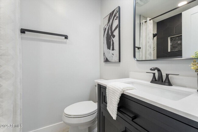 Building Photo - 14820 N 35th St