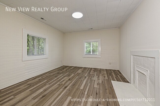 Building Photo - 3619 Little Mountain Rd