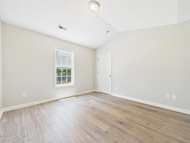 Building Photo - 17 Brantley Cir