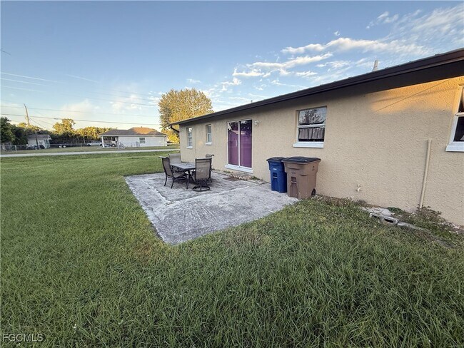 Building Photo - 13401 Fourth St