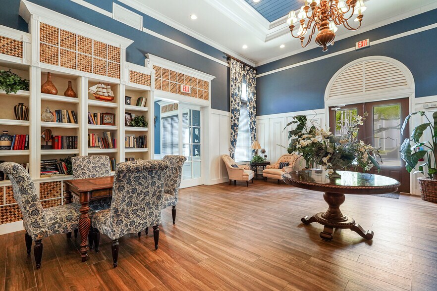 Club House Card Room - 6801 SW 44th St