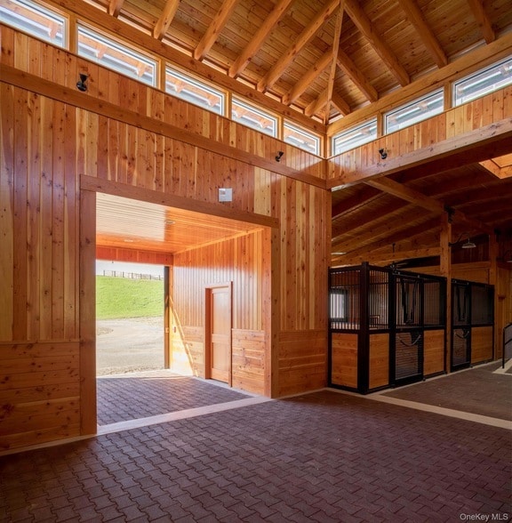 Building Photo - 243 Morton Rd