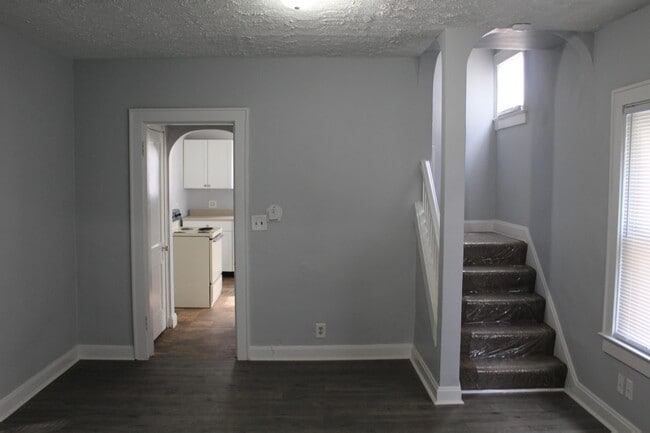 Building Photo - 1244 S Champion Ave