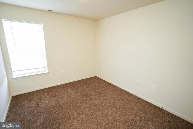 Building Photo - 30630 Umes Blvd