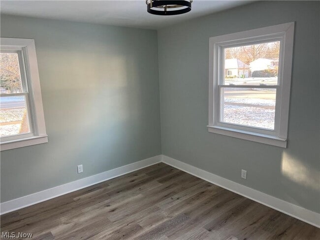 Building Photo - 145 Beck Rd