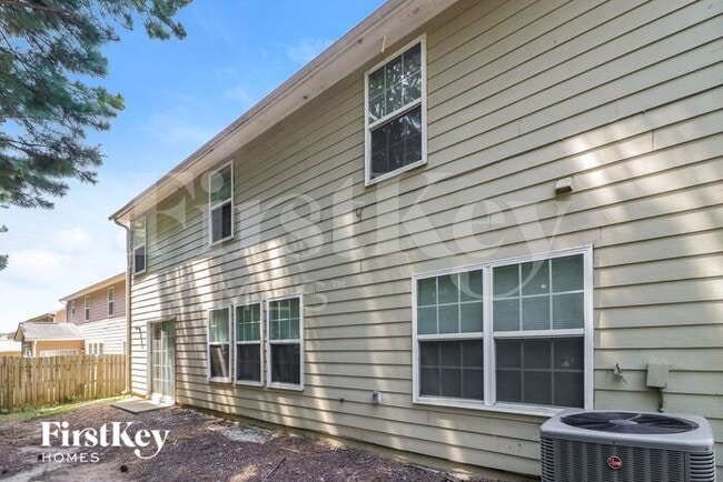 Building Photo - 6211 Sparkling Cove Ln