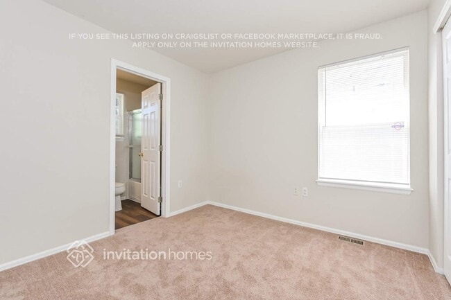 Building Photo - 16115 Peregrine Dr