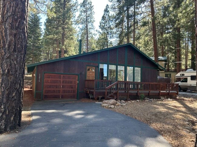 Primary Photo - Long Term Lease in Glenshire- $3200