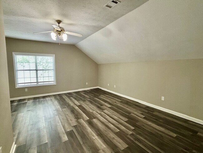 Building Photo - 3484 Shady Woods Cir