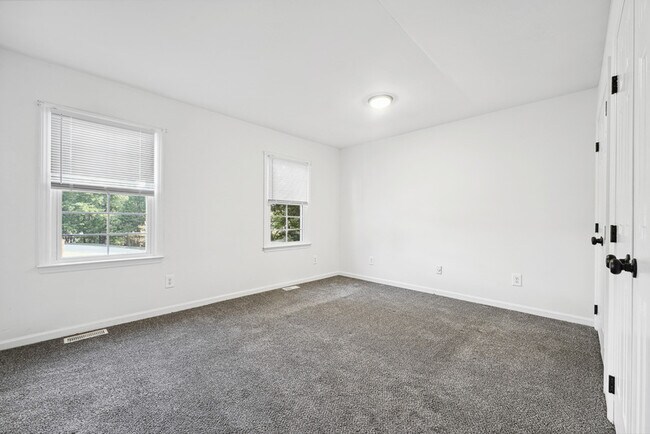 Building Photo - 6101 Highcastle Ct