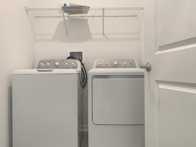 Building Photo - 656 Grove St