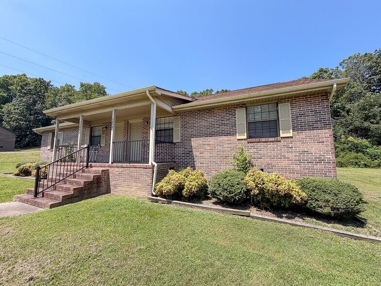 Building Photo - 1418 Baggett Rd