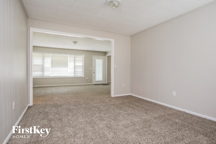 Building Photo - 5528 Ditzler Ave