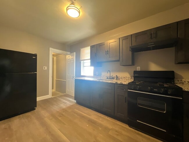Building Photo - Beautifully remodeled 3 bedroom rental in Easton