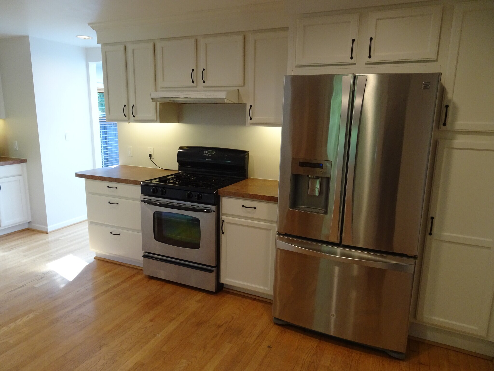 Kitchen - 12035 14th Avenue NE