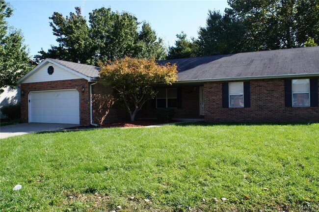 Building Photo - 1631 Thunderbird Ln