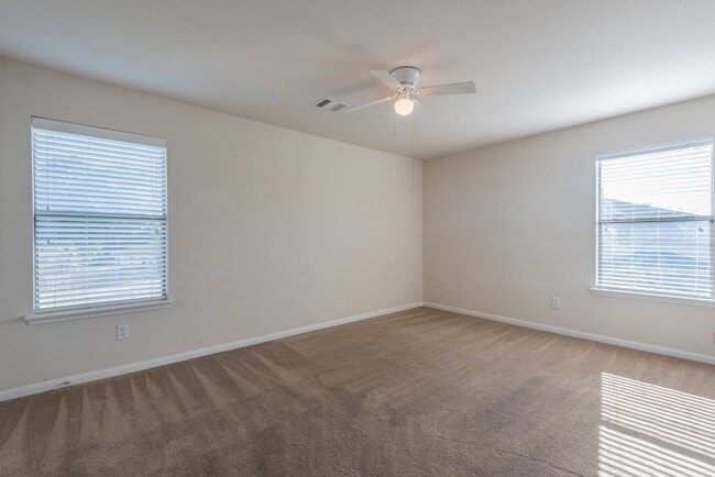 Building Photo - 20931 Gastonbury Ln