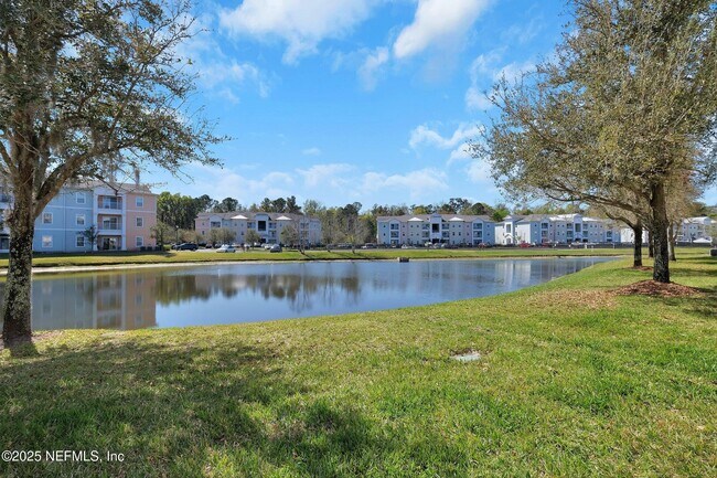 Building Photo - 8241 Pelican Landing Rd