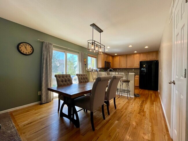 Building Photo - 5614 Blue Mountain Cir