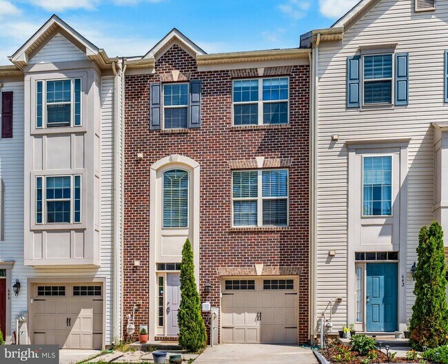 Building Photo - 644 Shore Forest Dr