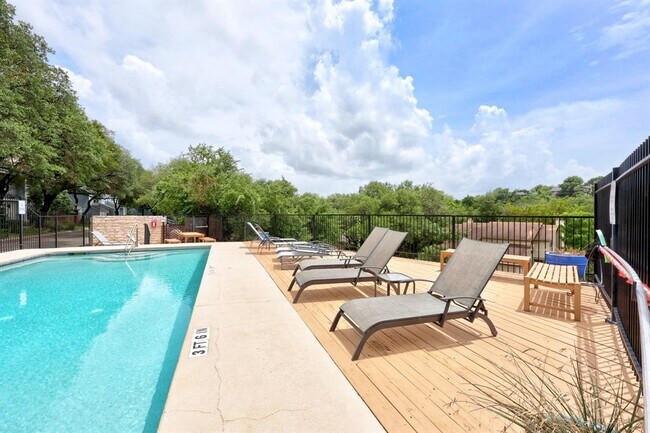 Building Photo - 6715 Old Quarry Ln