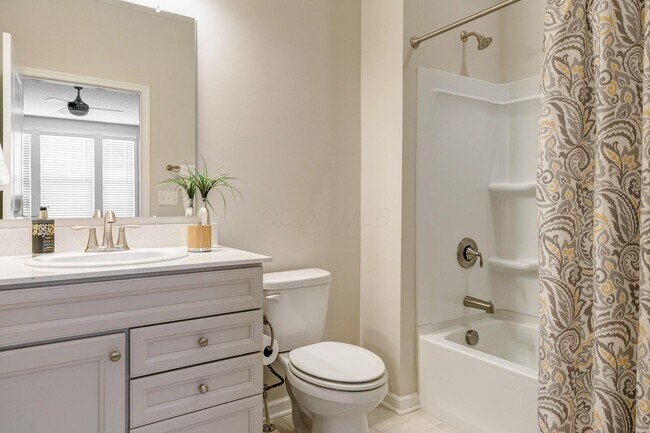 Building Photo - 8139 Wolf Path Dr