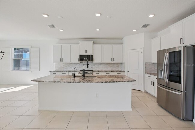 Building Photo - 10747 Laxer Cay Loop