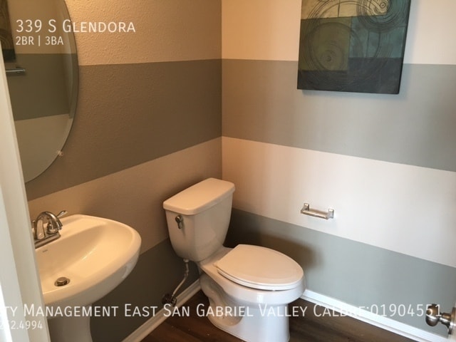 Building Photo - 339 S Glendora-