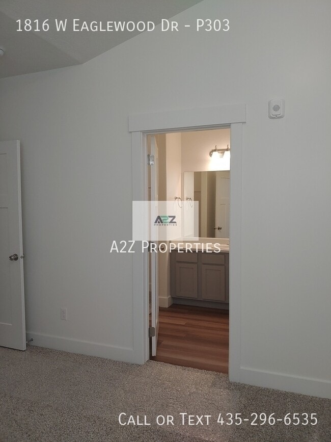 Building Photo - 1816 W Eaglewood Dr