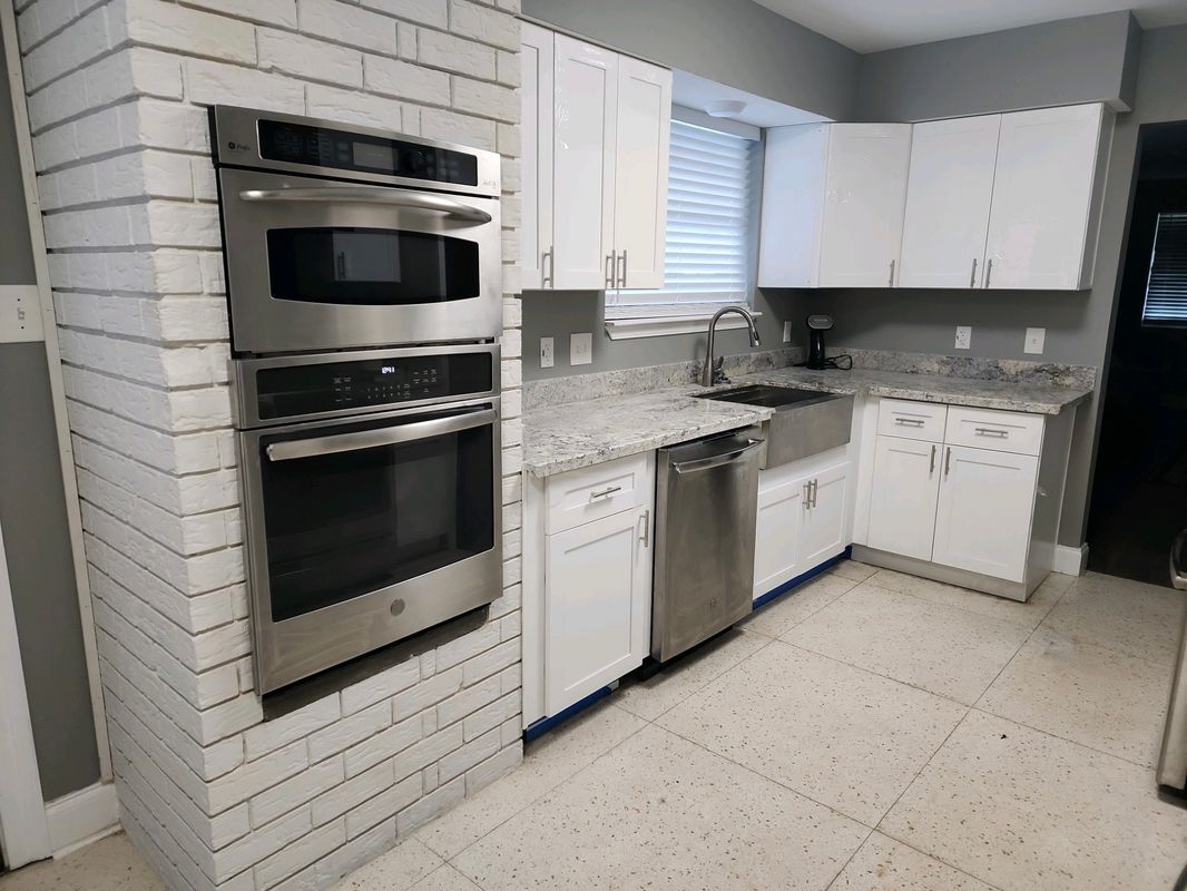 Building Photo - 6636 Foch Rd