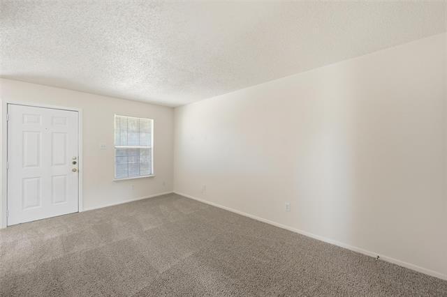 Building Photo - 504 Kings Way Dr