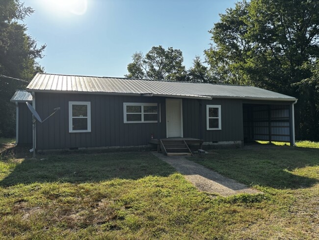 Primary Photo - 235 County Rd