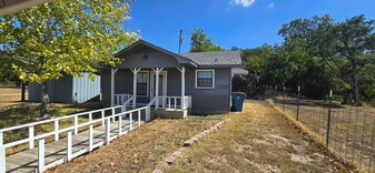 Building Photo - 591 Bosque Bend Ln