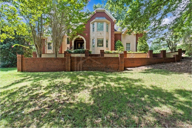 Primary Photo - 200 River Bluff Pkwy