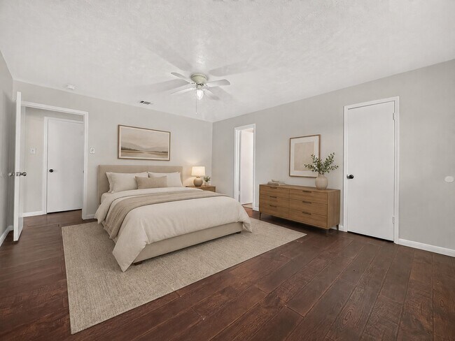 Building Photo - 9850 Sagebud Ln