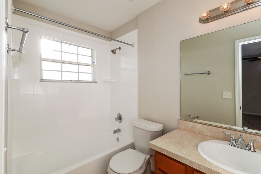 Building Photo - 2994 Quapaw Trail