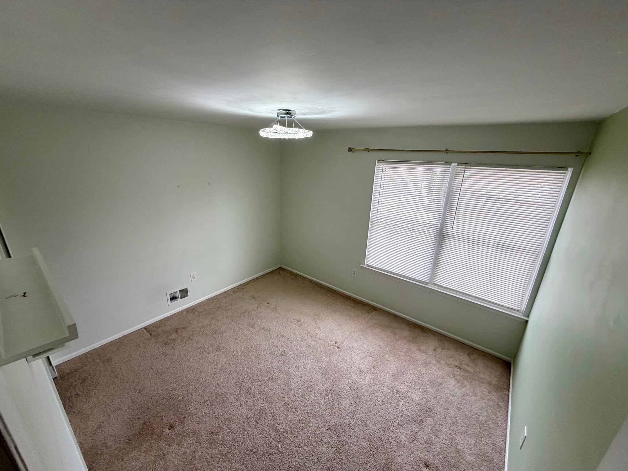 Building Photo - 15 Gallo Ct