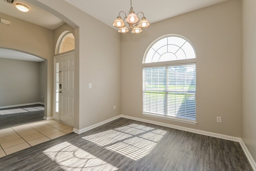 Building Photo - 12552 Big Gum Dr